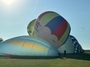 EN IMAGES. Aveyron : les montgolfières ont commencé à consteller le ciel du Villefranchois, elles seront de retour ce dimanche