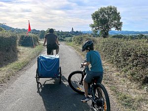 Votre été en Aveyron : avec un quadbike et à VTT pour découvrir le plateau de Montbazens et bien plus loin encore