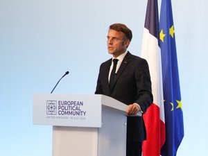 JO de Paris 2024 : Emmanuel Macron se baignera-t-il dans la Seine d'ici le début des épreuves ? Ce qu'a dit l'Elysée