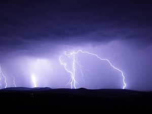 Orages en Aveyron : des dégâts causés par la grêle dans une douzaine d'exploitations agricoles