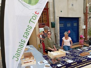 Des difficultés administratives qui se multiplient : l'association Jamais sans Toit lance un appel au bénévolat en Aveyron