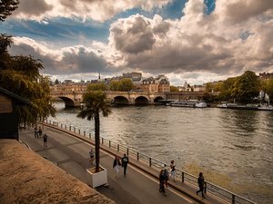 JO de Paris 2024 : la qualité de l'eau de la Seine jugée insuffisante, l'entraînement de natation du triathlon annulé ce dimanche