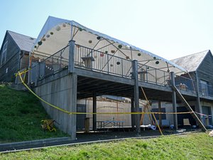 La terrasse s'effondre en plein mariage dans le Cantal : la profession de certains convives 