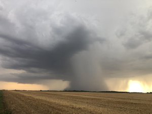 MÉTÉO. Pluies, inondations, grêle, crues, plus 21 départements en vigilance orange 