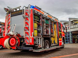 Saint-Affrique : choc frontal sur la RD 999 mardi soir, trois femmes blessées et placées en urgence relative