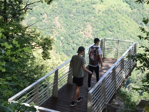 Votre été en Aveyron : à Montézic, une balade qui a du chien