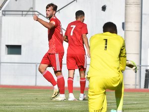 Football : Rodez termine sa préparation par une grosse victoire contre Clermont, avec le piston droit Irvyn Lomami à l'essai