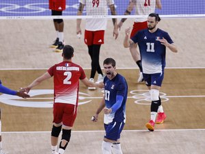 VIDEOS. JO de Paris 2024 : le volley, le basket et le hand féminin en finale, athlétisme, cyclisme sur piste, suivez les Bleus vers les médailles ce samedi 10 août