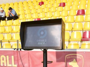 Football - reprise de la Ligue 2 : finalement, pas d'introduction de la VAR !