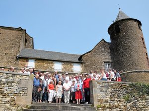 Une belle escale castonétoise pour plus de 130 Aveyronnais d'ici et d'ailleurs