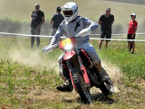 Moto : revivez la première étape de l'Aveyronnaise classic en images