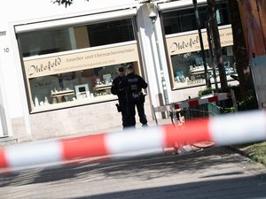 Allemagne : un suspect en lien avec l'attaque au couteau de Solingen, qui a fait trois morts, a été arrêté