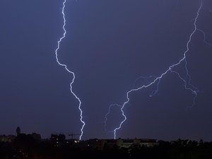 MÉTÉO. Orages, rafales à 100 km/h, chutes de grêle : à quoi s'attendre pour la fin de journée en Aveyron ?