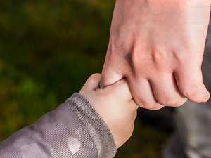 Au moins 2000 enfants dorment dans la rue, hausse inquiétante de la pauvreté... le constat accablant de l'Unicef sur la situation de l'enfance en France