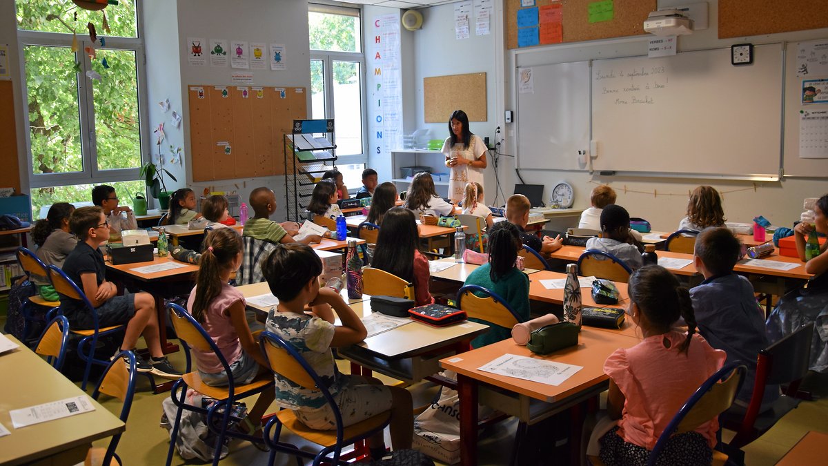Environ 2 000 élèves, regroupement d'écoles, travaux... Ce qu'il faut ...