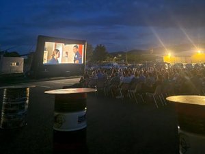 Un film diffusé en plein air pour découvrir la vie des pompiers, dans cette commune de l'Aveyron