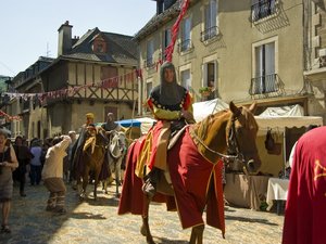 Estaing plonge avec délectation au temps des 