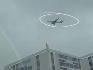 VIDEO. Insolite : quand un Airbus A330 s'arrête en plein vol pour regarder d'en haut sa ville natale