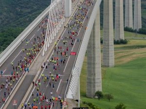 Le 22 septembre, la Course Eiffage du Viaduc de Millau