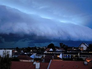 EN IMAGES. Orages locaux, brefs et violents, arcus, tubas, tornades et trombes, les signatures d'une goutte froide