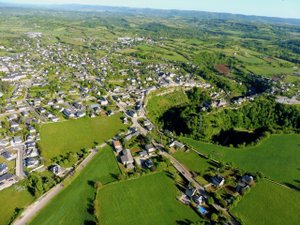 Où acheter à la campagne : la cité de Bozouls classée n° 1 sur 1 300 communes du grand Sud-Ouest