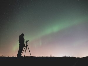 EN IMAGES. De splendides aurores boréales ont été observées dans le ciel en France, jeudi soir