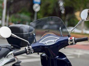 Rodéo urbain : une fillette de 8 ans à vélo gravement blessée après avoir été percutée par un scooter