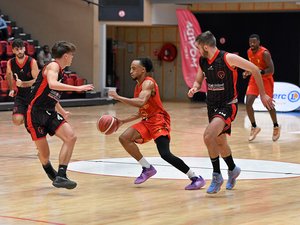 Basket-ball : à Rodez, Yannis Fotso à vitesse grand V