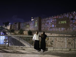 Un an après le 7 octobre, Israël toujours sous le choc au centre d'un conflit qui s'étend... et vers l'annexion de Gaza ?