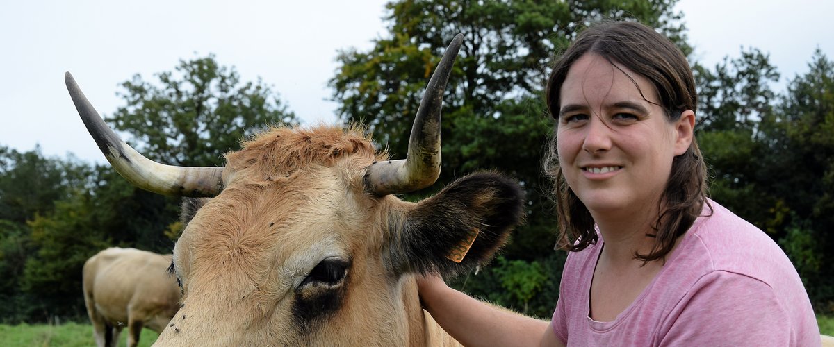 J’avais envie de revenir à la ferme et d’entreprendre un projet: entre élevage et vergers, des myrtilles, la cerise sur le gâteau dans la ferme de Lise