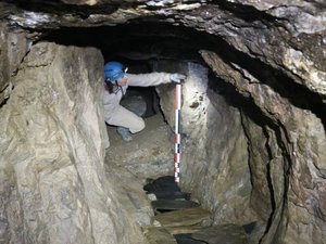 Cette parure en bronze découverte en 2020 est la star de la journée départementale d'archéologie en Aveyron