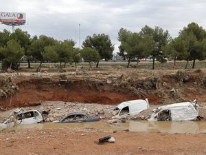 Inondations en Espagne : une alerte rouge de nouveau émise dans le sud, la région de Valence repasse en orange et s'attend à de fortes pluies