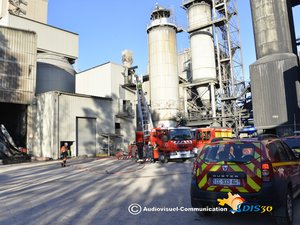 Gard : un feu se déclare dans un silo à charbon sur un site industriel classé Seveso, ce que l'on sait