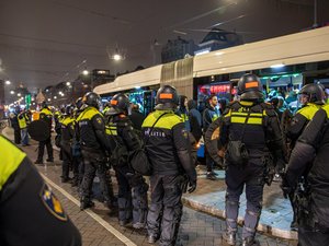 Supporters du Maccabi Tel-Aviv passés à tabac à Amsterdam : au moins 5 blessés, 62 interpellations, énormes tensions avant le match France - Israël