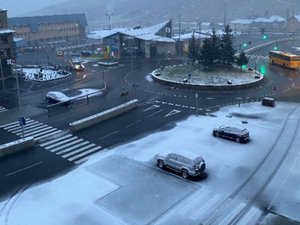 Météo : les images du retour de la neige, des Pyrénées aux Alpes en passant par l'Aveyron