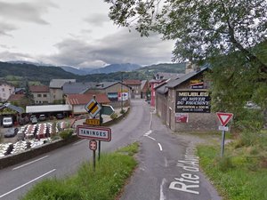 Triple infanticide en Haute-Savoie : l'enquête s'accélère avec la découverte d'un corps en Suisse, il pourrait s'agir de celui de la mère en fuite