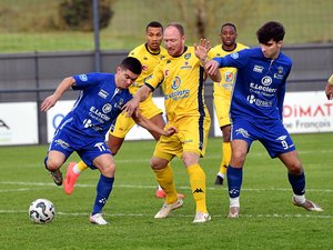 Football : Deplace au bon moment !