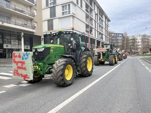 Colère des agriculteurs : pourquoi la FNSEA appelle-t-elle à remettre la pression 