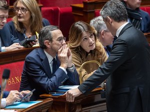 Risque de censure du gouvernement Barnier : organiser une présidentielle anticipée ? 