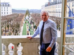 DIRECT. François Bayrou nommé Premier ministre : suivez la passation de pouvoir avec Michel Barnier