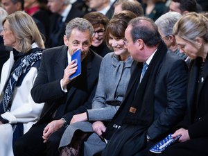 C'est inédit pour un ex-président français : Nicolas Sarkozy condamné à un an sous bracelet électronique