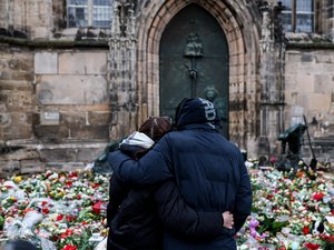 Attentat à la voiture-bélier en Allemagne : le suspect de l'attaque du marché de Noël placé en détention