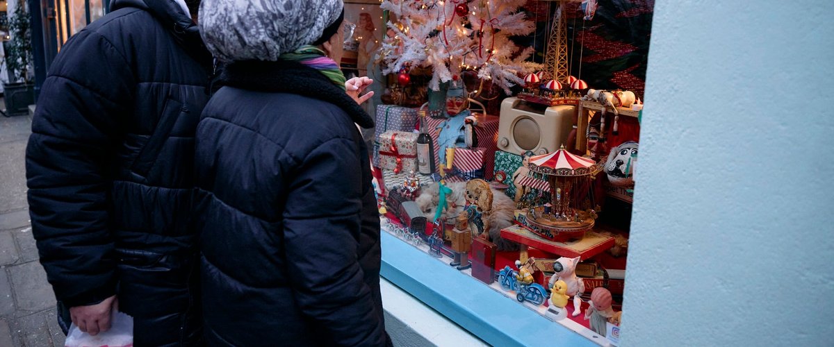 A Londres, une vitrine féerique où aucun jouet n'est à vendre