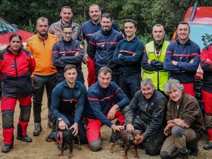 Les pompiers au secours de deux chiens bloqués dans un terrier à 5 mètres de profondeur à l'issue d'une session de chasse