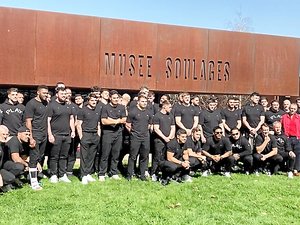 2024 en Aveyron : le musée Soulages a fêté ses 10 ans en mode champion avec la visite surprise du Stade Toulousain