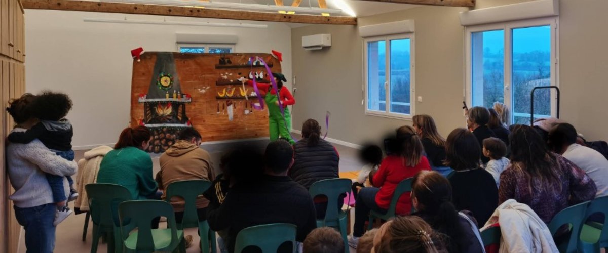 Laissac-Sévérac l'Église. Un spectacle de Noël pour les enfants du relais petite enfance Caramel