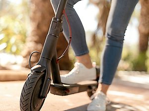 Trop d'accidents avec les trottinettes électriques, cette commune de l'Aveyron va prendre des mesures fermes