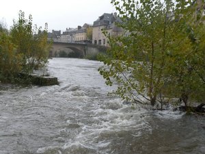 Météo : 20 communes de l'Aveyron placées en vigilance jaune pour risque de crues de la rivière Lot