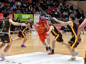 Basket-ball : Rodez reprend par un succès, non sans sueurs froides