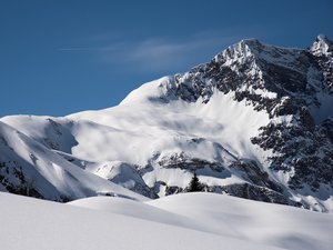 Deux skieurs hors-piste, non équipés de détecteurs, tués ce dimanche dans une avalanche